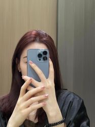 -苑苑发型设计