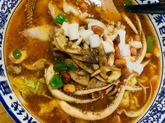 水煮鱿鱼须米线-贵州米线(童家巷店)