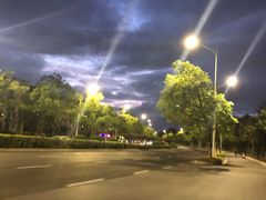 -唯爱KTV聚会餐厅(仙林东城汇店)