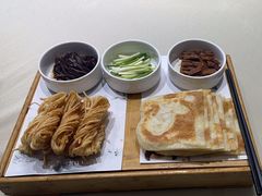 -鸭王烤鸭店(三里河店)