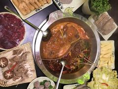 -大龙辣火锅·龙虾·烧烤(湖滨新天地店)