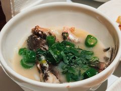 青椒藿香黄辣丁-柴门·头啖汤(天安千树店)