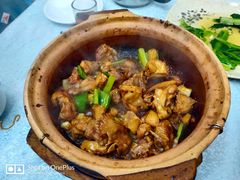 啫啫鸡煲-天宝食坊·啫啫煲大排档(西华路店)