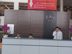 -北京鹏龙大道奔驰4S店(纪家庙店)