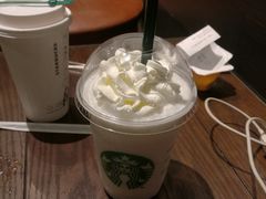-星巴克臻选(南京金茂览秀城店)