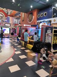 -MELAND CLUB亲子乐园·派对·餐厅(北京芳圆里ID MALL店)