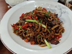 -湖南人家湘菜馆(镇江路店)