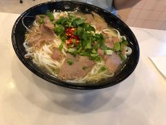 生椒牛肉米线-九久大过桥米线(太古里店)