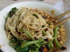 -黎氏老太婆小面馆(临华大厦店)