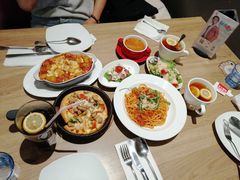 -必胜客(新中纬店)