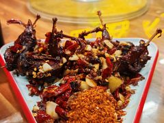 干炸鹌鹑-老闵田螺馆·南昌市井菜·特色小吃(总店)