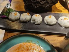 -老牌坊云南鱼豆花火锅(嵩山店)
