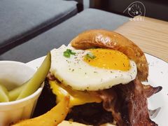 -HELLO 27 意面·沙拉·帕尼尼