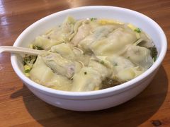 -周素珍湖州大馄饨(直戒坛寺巷店)