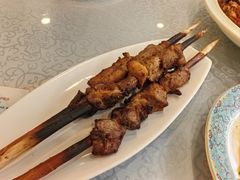 红柳-汗腾格里·风味餐厅(新疆驻京办店)