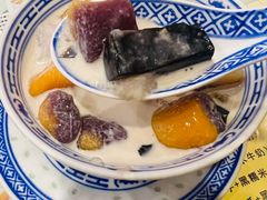 -广信牛奶甜品世家(台东店)