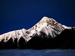 -贡嘎雪山