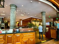 -八府香鸭·啫啫煲(华山路店)