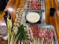-哈尔滨小酒馆·鲜肉现穿自助烧烤(康新花园店)