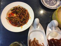 -鸭王烤鸭店(三里河店)