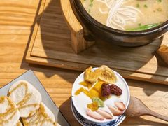 -顺意米线店(四方街店)