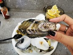 -HIHE Bistro·Oyster Bar(华熙live店)