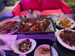 -粉墨特色菜·烧烤音乐酒馆