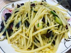 -洪霞餐馆