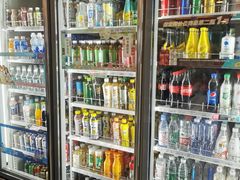 -全家便利店(襄阳南路店)