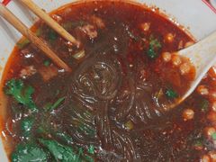 -小杨生煎(金山百联购物中心3楼店)
