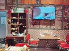 -蚝堡海鲜·威海菜·海肠捞饭·烧烤·亚洲吃蚝公司(幸福门店)