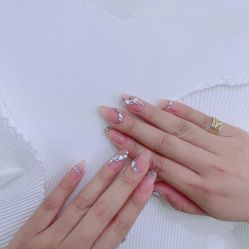 -M Nails & Beauty美甲美睫美体