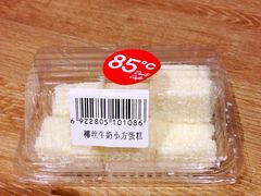 椰丝牛奶小方蛋糕-85度C(成都浆洗街店)