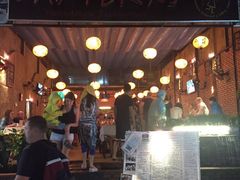 -Lanterns Vietnamese Restaurant