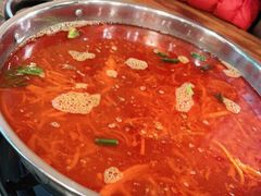 -黄利砖万峰林布依特色酸笋牛肉馆