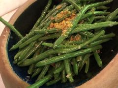 -La Mer Restaurant & Lounge