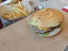 -必胜客(尹山湖歌林公园店)
