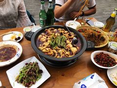-都江堰石锅鱼