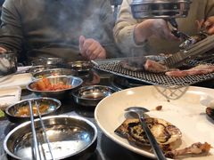 -釜山火炉·海鲜烤肉(紫藤路店)