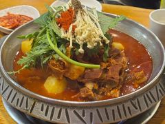 喇喇排骨火锅-喇喇排骨火锅·传统韩式脊骨汤(望京西园总店)