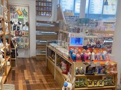 -猫的天空之城概念书店(杭州南宋御街店)