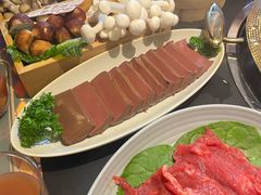 -廖掌柜·重庆鲜货火锅(上海首店)