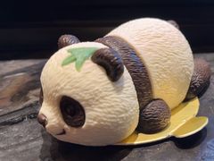 -雍容荟帝王蟹活龙虾展台自助(IFS黑金店)