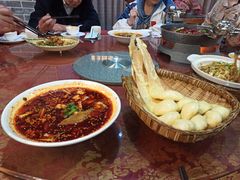 -万重锦·人文川菜馆(骡马市店)