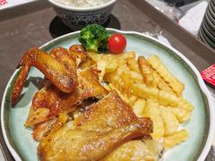 葡国香脆烧春鸡-澳门地道葡国餐