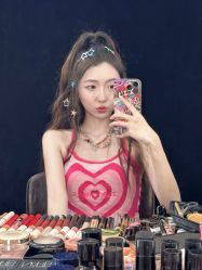 -红馆妆造(中央大街店)