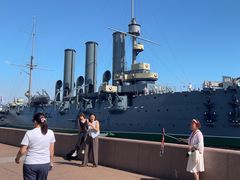 -阿芙乐尔号巡洋舰