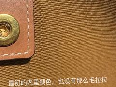 -爱革·奢品·鞋包·衣物·家居(金桥国际商业广场店)