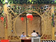 -袁小二大东北铁锅炖(吉祥村总部)