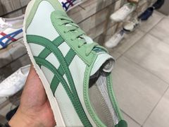 -Onitsuka Tiger(港汇恒隆广场店)